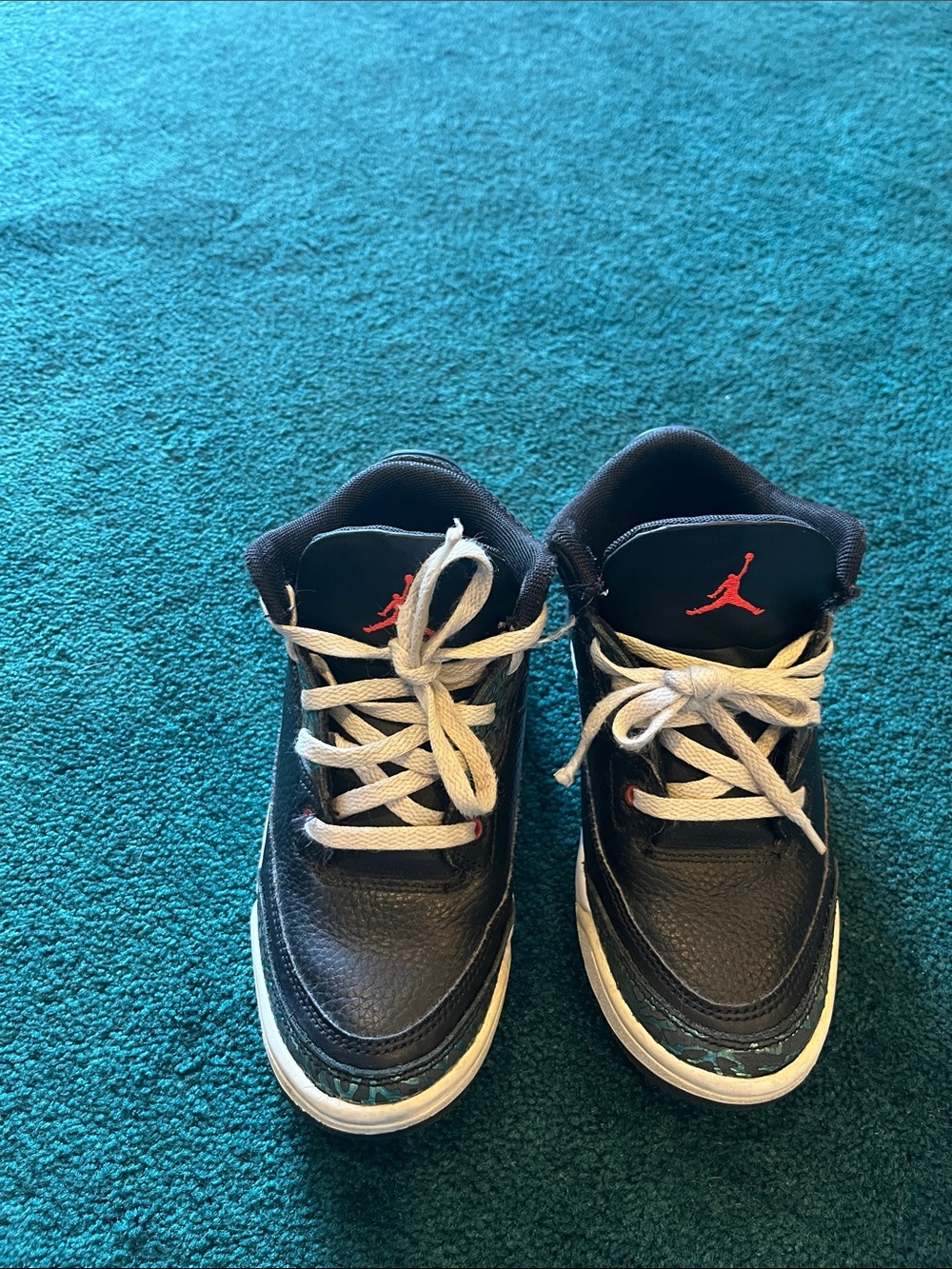 Jordan Kids Black Sneakers with Red Jumpman